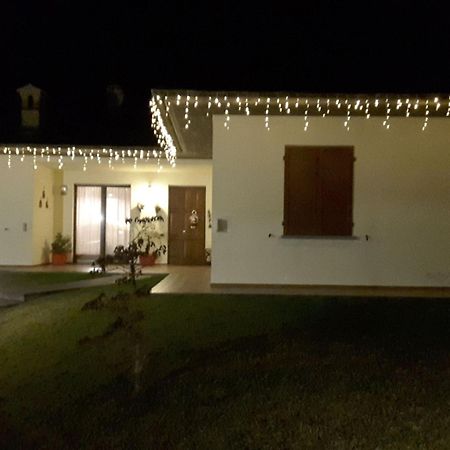 Marinella B&B Cornale Екстериор снимка