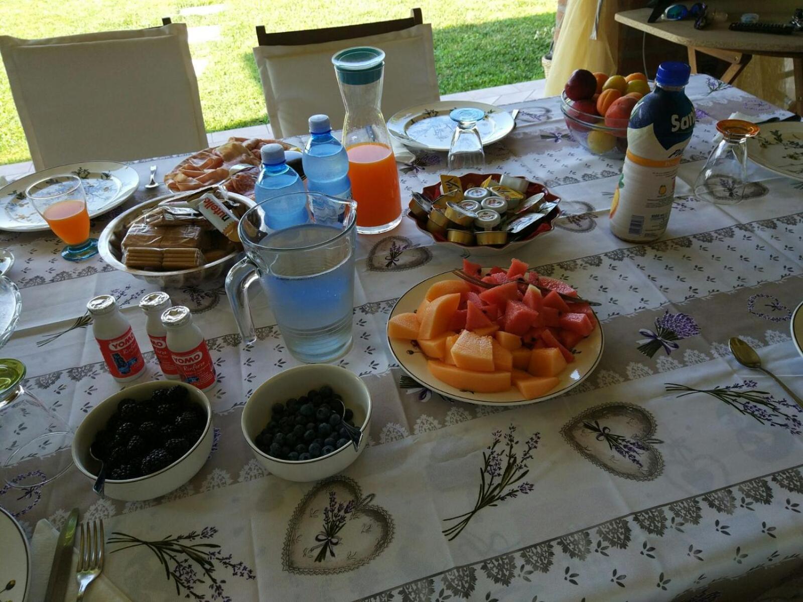 Marinella B&B Cornale Екстериор снимка