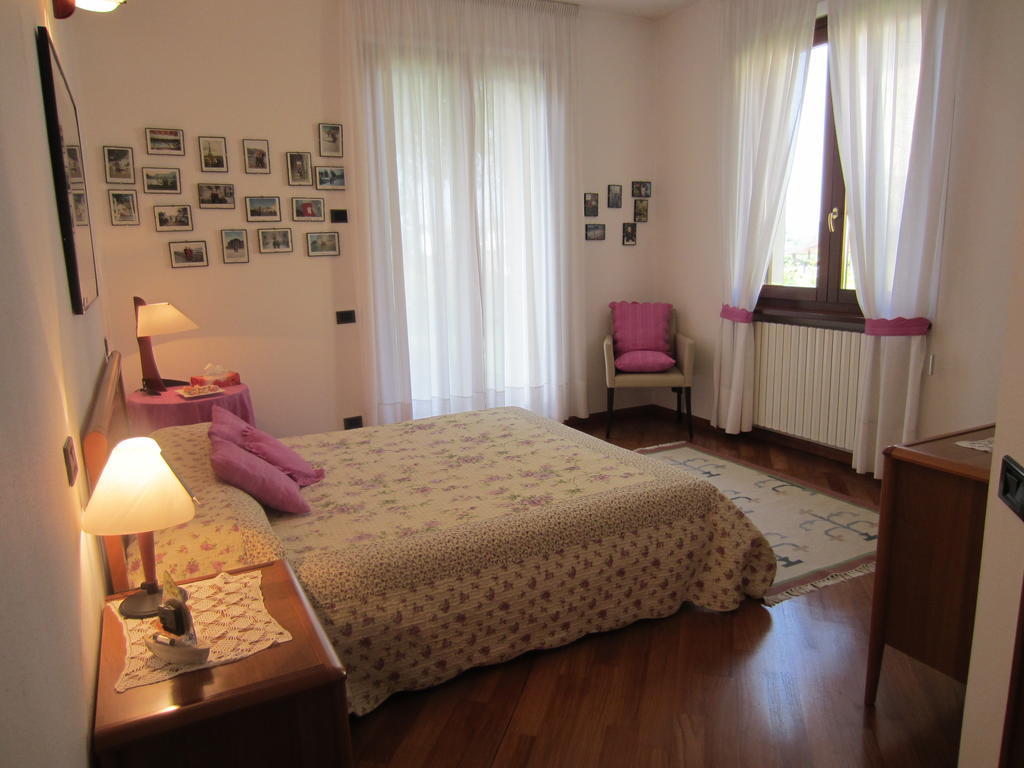 Marinella B&B Cornale Стая снимка