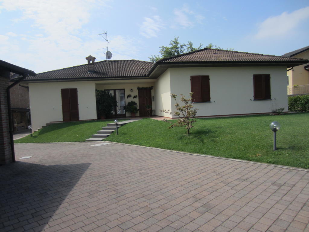 Marinella B&B Cornale Екстериор снимка