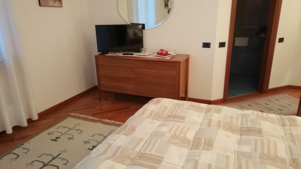 Marinella B&B Cornale Екстериор снимка